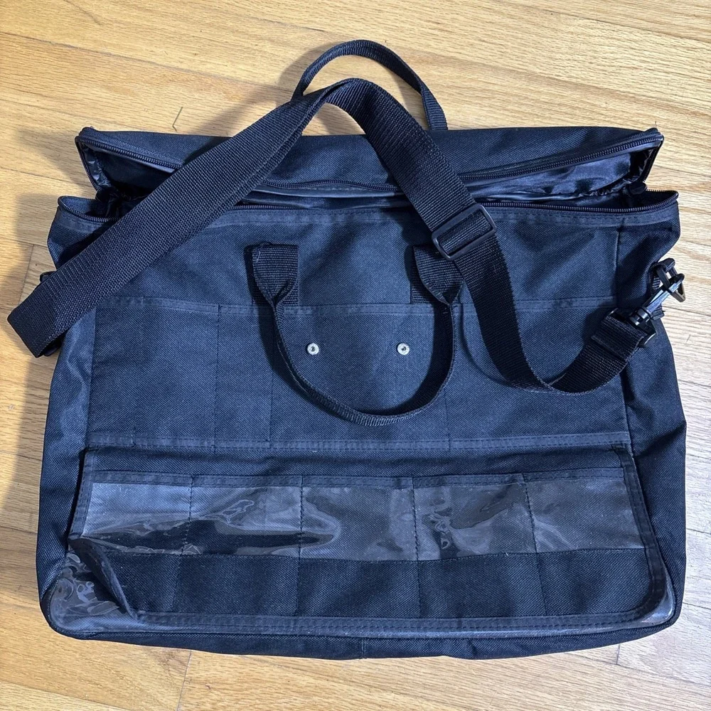 Black Messenger Bag With‎ Lots Of Pockets